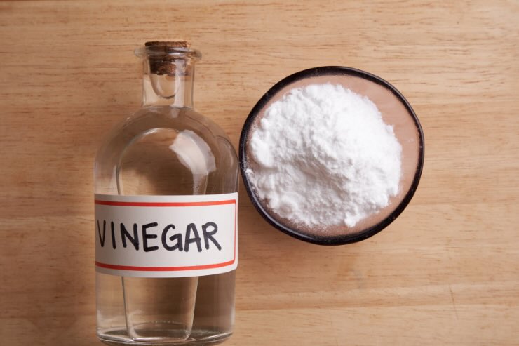 aceto e bicarbonato 